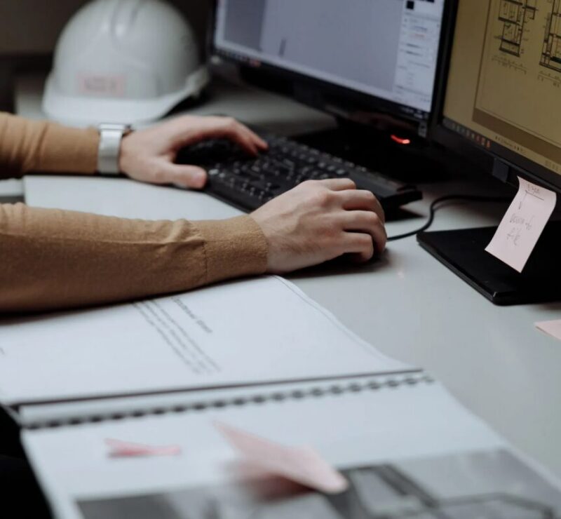 Cursos gratuitos em tecnologia abrem vagas com foco em emprego